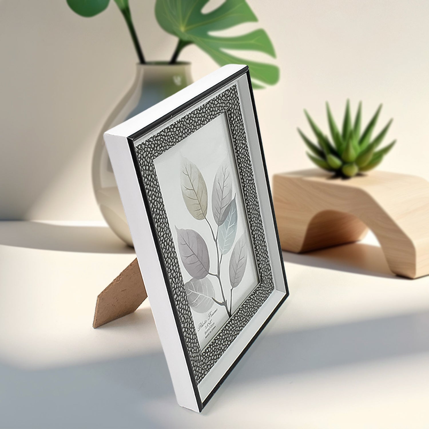 Modern Plastic Picture Frame Photo Holder (1 Pc  Mix Color  Design  1512 Cm)