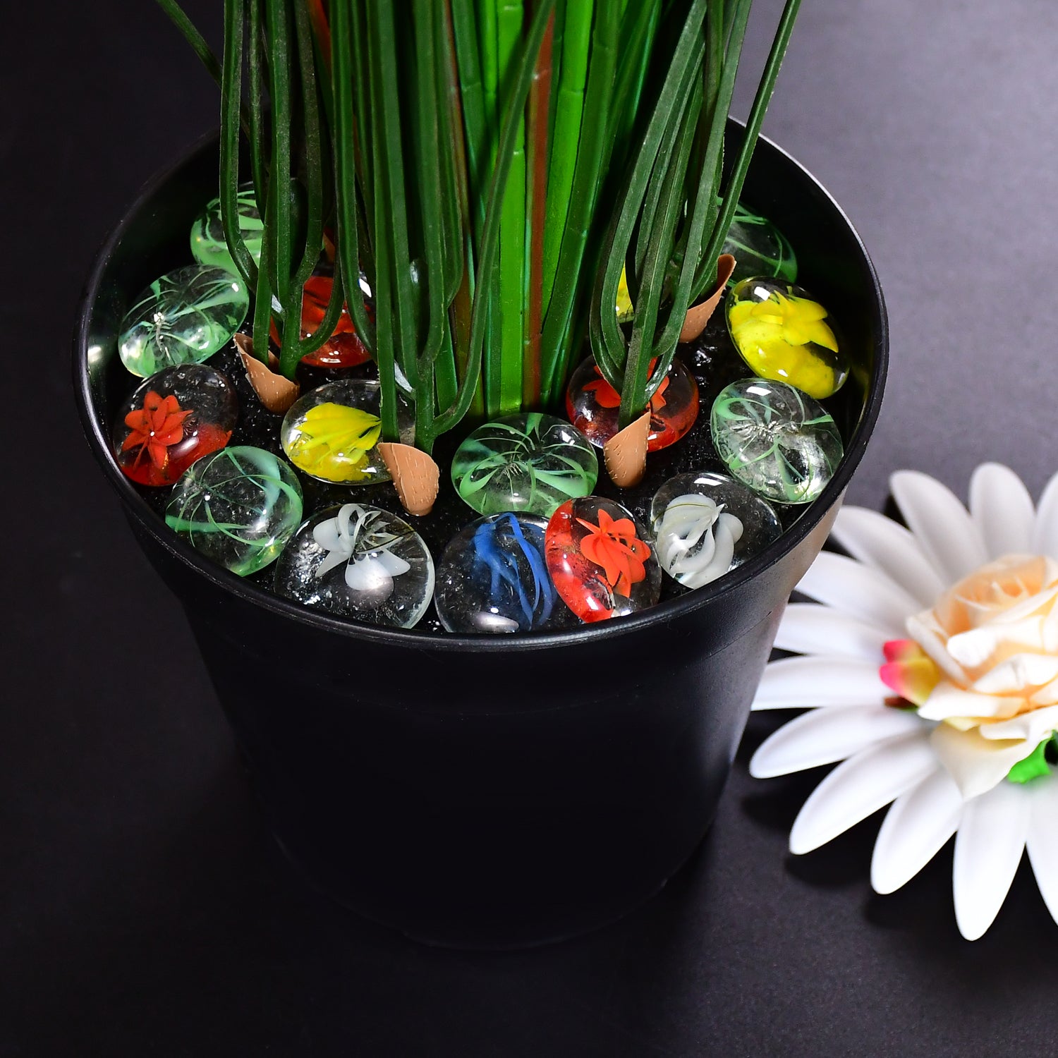 4019 Glass Gem Stone Flat Round Marbles Pebbles For Vase Fillers Attractive Pebbles For Aquarium Fish Tank.